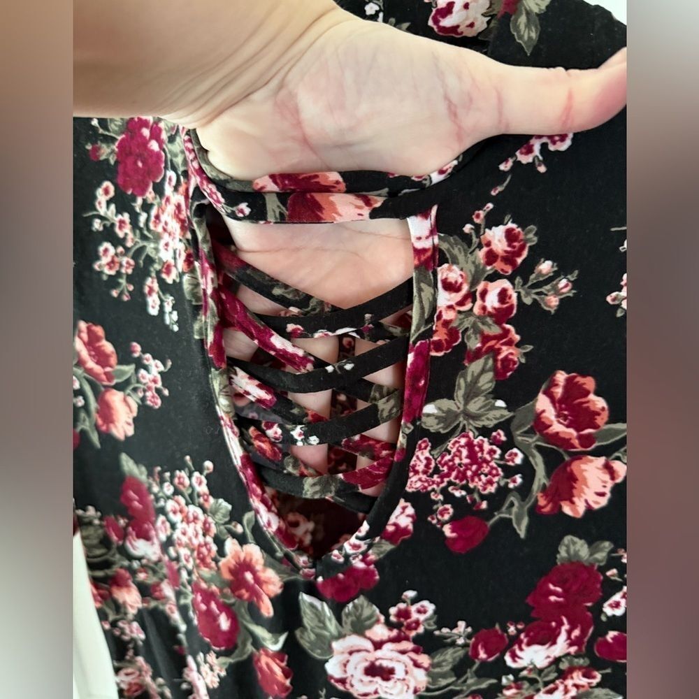 New B&B Boutique soft black floral dress Medium - Picture 3 of 16